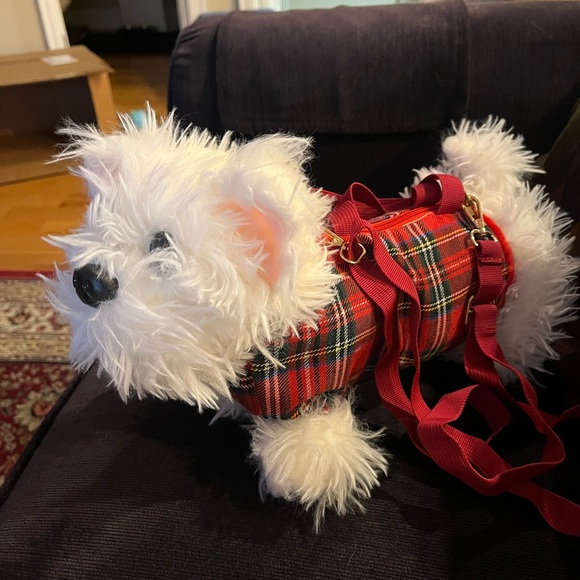 Meet your Posher, Lori (Bubbles) - Picture 15 of 16